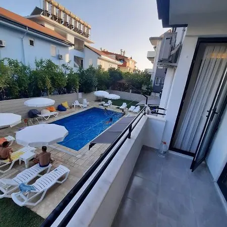 Apartment Havuzlu Sitede Ozel Bahceli Tatil Evi Side