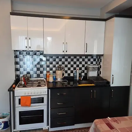 Havuzlu Sitede Ozel Bahceli Tatil Evi شقة